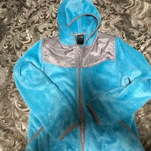 The north face osito sweater